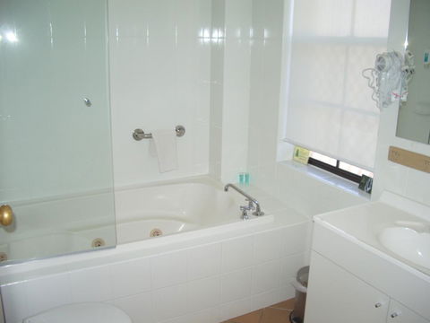 Aviators Lodge - Accommodation 4U 4