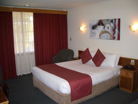 Aviators Lodge - Accommodation 4U 2