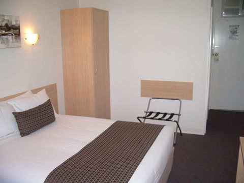 Aviators Lodge - Accommodation 4U 21