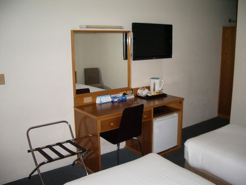 Aviators Lodge - Accommodation 4U 11