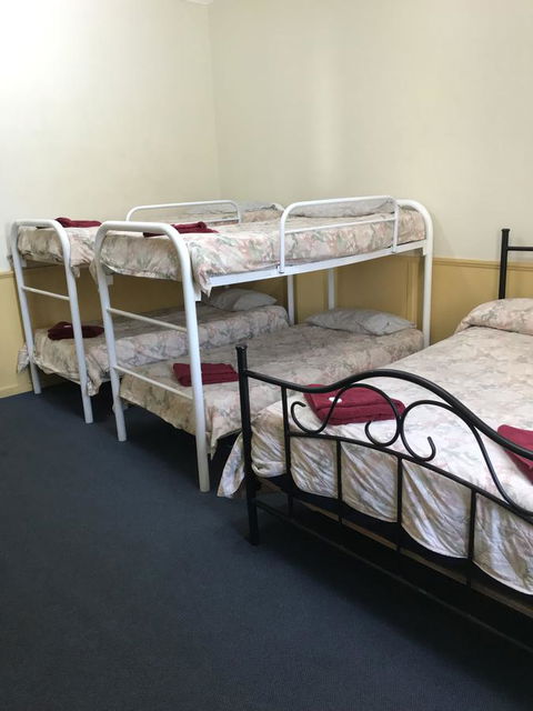 Travelway Motel - Accommodation 4U 7