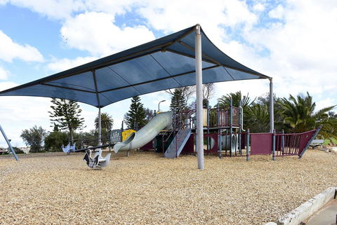 Travelway Motel - Accommodation 4U 29
