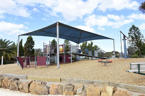 Travelway Motel - Accommodation 4U 27