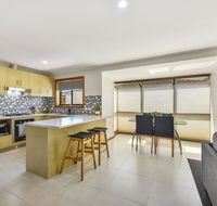 City Four Apartment - Accommodation 4U