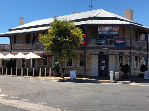 Cornwall Hotel - Accommodation 4U 13