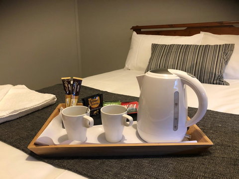 Cornwall Hotel - Accommodation 4U 10