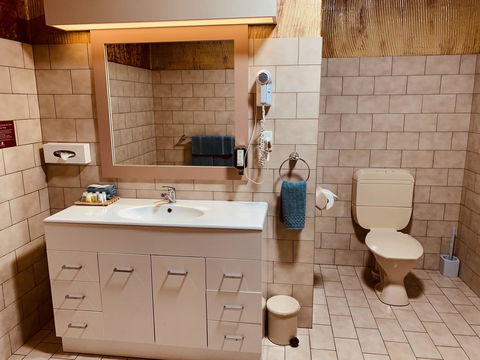 Desert Cave Hotel - Accommodation 4U 9