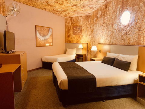 Desert Cave Hotel - Accommodation 4U 23