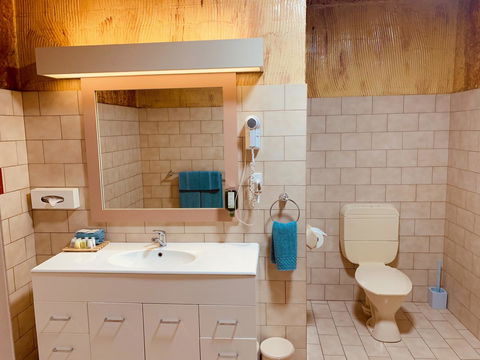 Desert Cave Hotel - Accommodation 4U 8