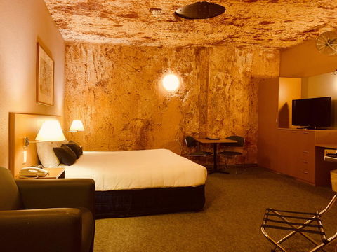 Desert Cave Hotel - Accommodation 4U 18