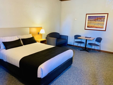 Desert Cave Hotel - Accommodation 4U 19