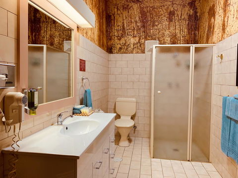 Desert Cave Hotel - Accommodation 4U 5