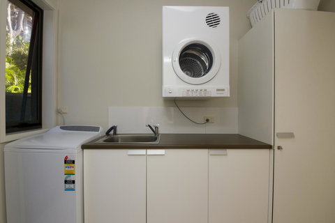 Boom 6 Boomerang Beach - Accommodation 4U 18