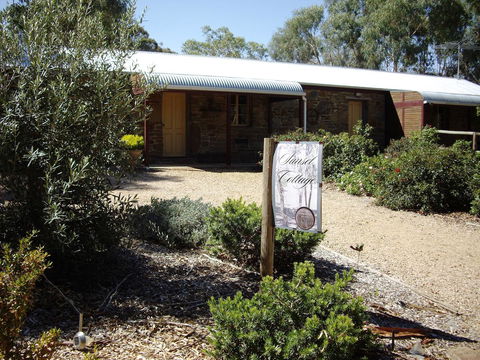 1860 Wine Country Cottages - Accommodation 4U 22