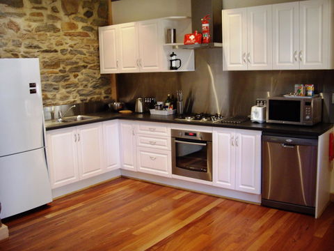1860 Wine Country Cottages - Accommodation 4U 17