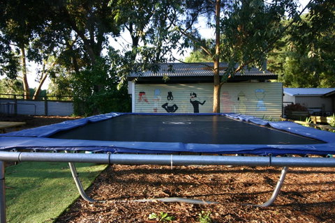 Millicent Hillview Caravan Park - Accommodation 4U 7