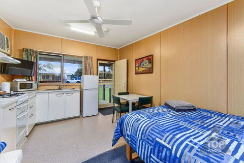 Millicent Hillview Caravan Park - Accommodation 4U 13