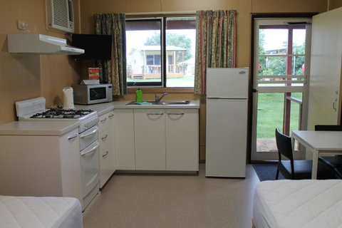 Millicent Hillview Caravan Park - Accommodation 4U 36