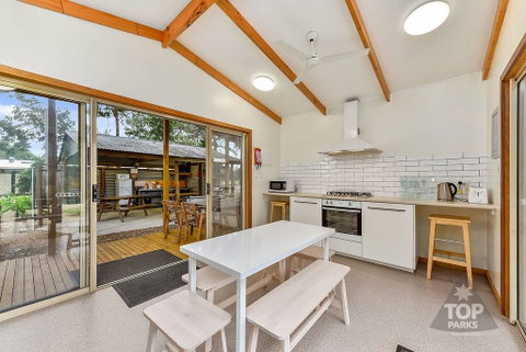 Millicent Hillview Caravan Park - Accommodation 4U 21