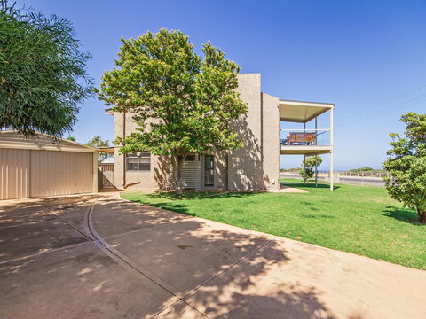 Pearl By The Sea - Accommodation 4U 12