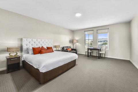 Robe Marina Accommodation - Accommodation 4U 9
