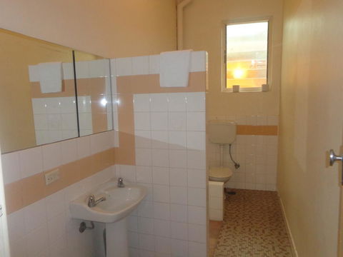 Adelaide Backpackers And Travellers Inn - Accommodation 4U 44