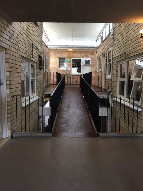 Adelaide Backpackers And Travellers Inn - Accommodation 4U 10