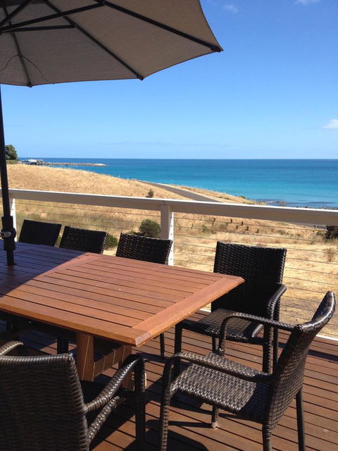 Ashendens At Penneshaw - Accommodation 4U 1