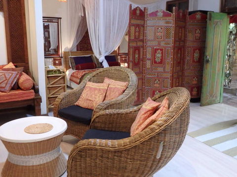 The Lotus Eater - Accommodation 4U 2