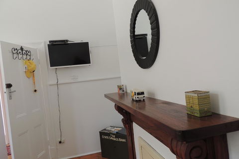 Wozza's B&B - Accommodation 4U 24