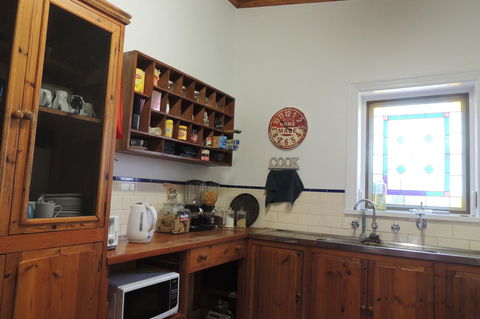 Wozza's B&B - Accommodation 4U 41