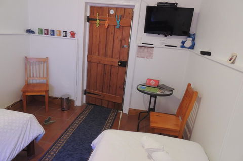 Wozza's B&B - Accommodation 4U 11