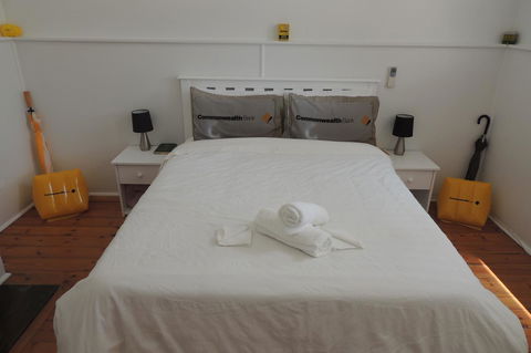 Wozza's B&B - Accommodation 4U 19