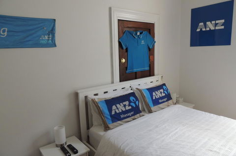 Wozza's B&B - Accommodation 4U 27