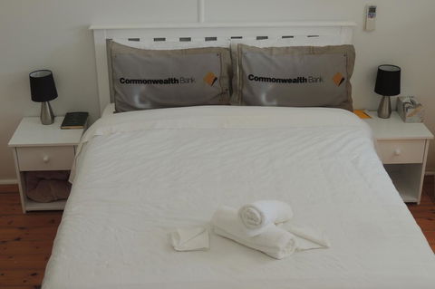 Wozza's B&B - Accommodation 4U 20