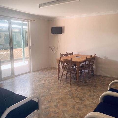 Bay Lodge - Accommodation 4U 24