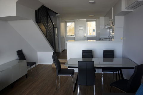 Oceanside 23 - Accommodation 4U 6