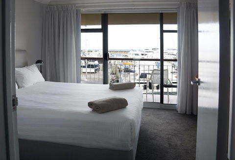Oceanside 23 - Accommodation 4U 3
