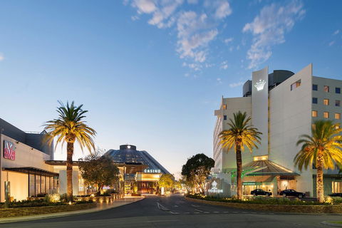 Crown Promenade Perth - Accommodation 4U 11