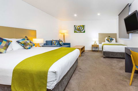 Mantra Bunbury - Accommodation 4U 24