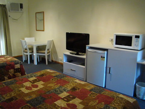Dunsborough Central Motel - Accommodation 4U 8
