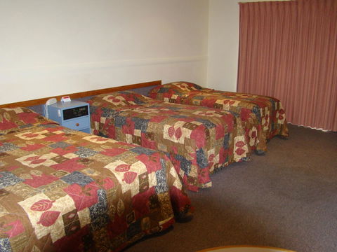 Dunsborough Central Motel - Accommodation 4U 23