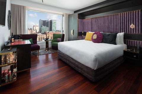 QT Perth - Accommodation 4U 1
