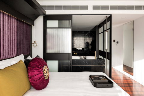 QT Perth - Accommodation 4U 32