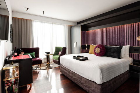 QT Perth - Accommodation 4U 38