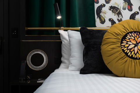 QT Perth - Accommodation 4U 8