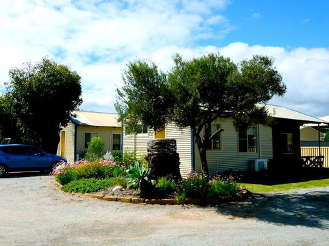 Lazy Lobster Holiday Units & Chalets - Accommodation 4U 20