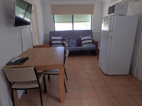 Lazy Lobster Holiday Units & Chalets - Accommodation 4U 10