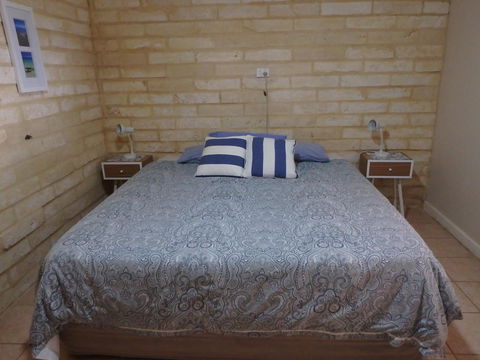 Lazy Lobster Holiday Units & Chalets - Accommodation 4U 11