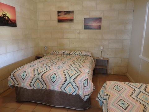 Lazy Lobster Holiday Units & Chalets - Accommodation 4U 1